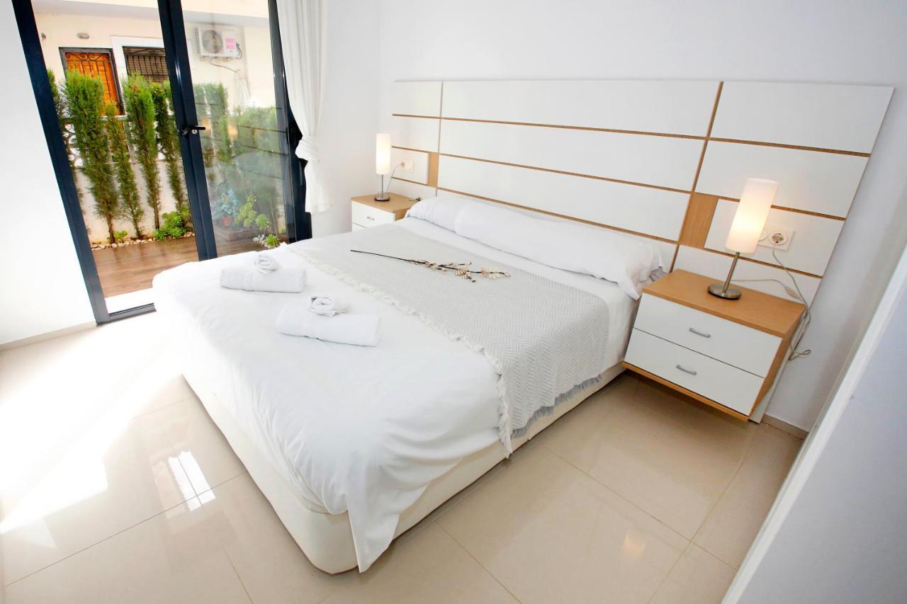 Fantastic Home With Ac, Pool And Bbq Rojales Εξωτερικό φωτογραφία