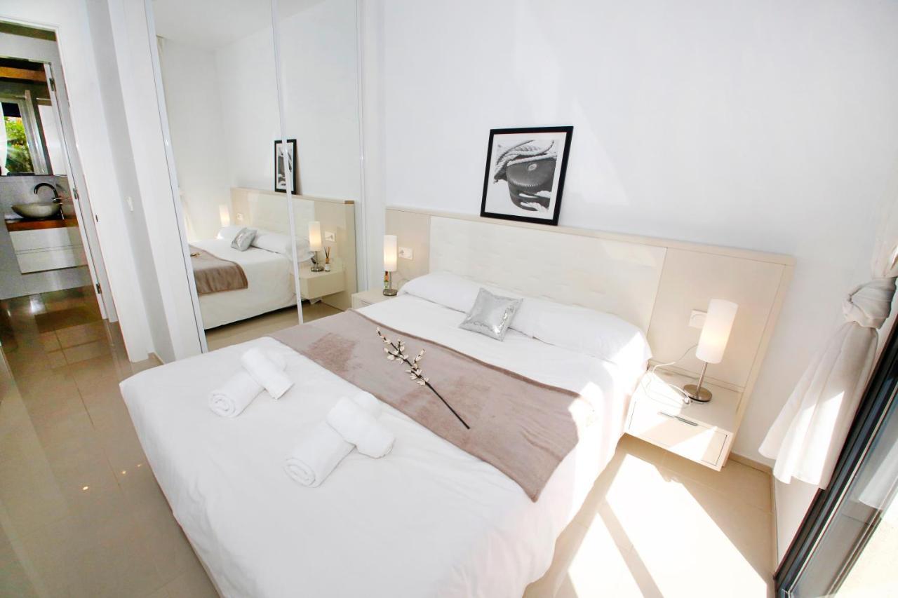 Fantastic Home With Ac, Pool And Bbq Rojales Εξωτερικό φωτογραφία